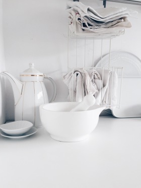 white kitchen details / kitchen via Anastasia Benko